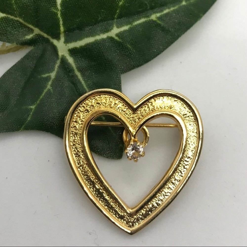 Accessocraft Gold Heart Rhinestone Pendant Brooch - Picture 7 of 11